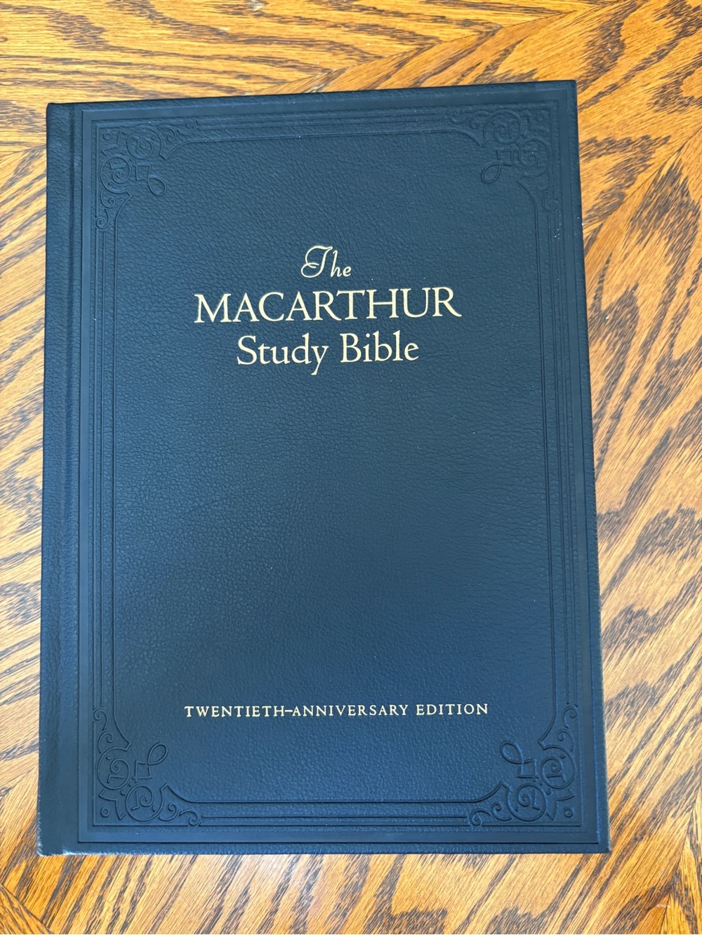 NKJV MacArthur Study Bible 20th Anniversary Edition Black Leathersoft Hardcover